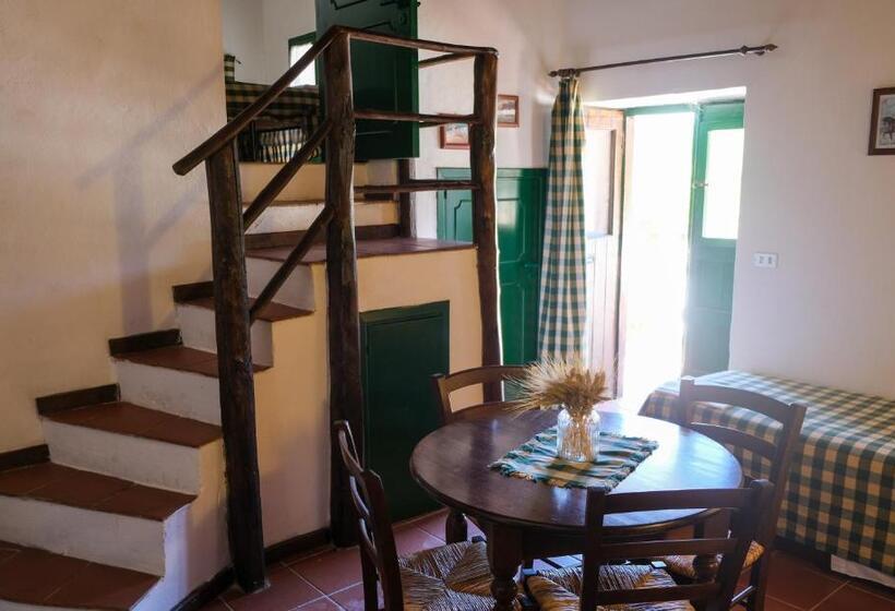 فندق Agriturismo Casalicchio