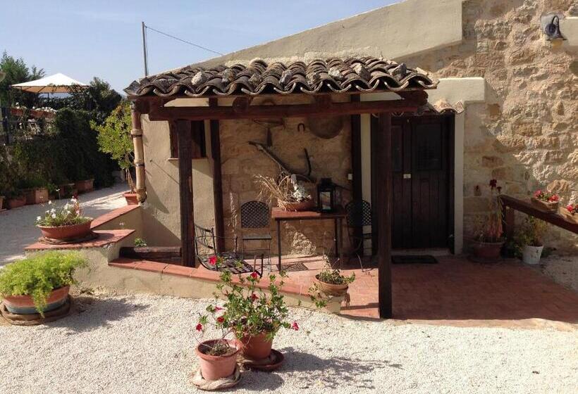 فندق Agriturismo Casalicchio