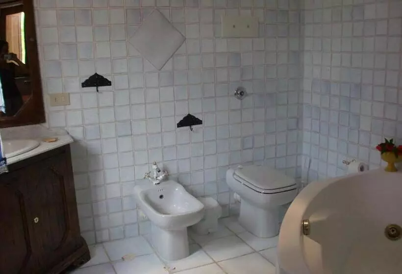 Отель Agriturismo Casalicchio