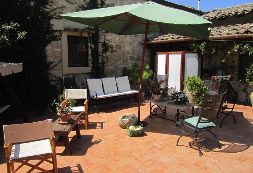 فندق Agriturismo Casalicchio