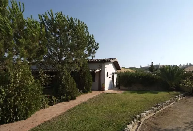 Отель Agriturismo Casalicchio