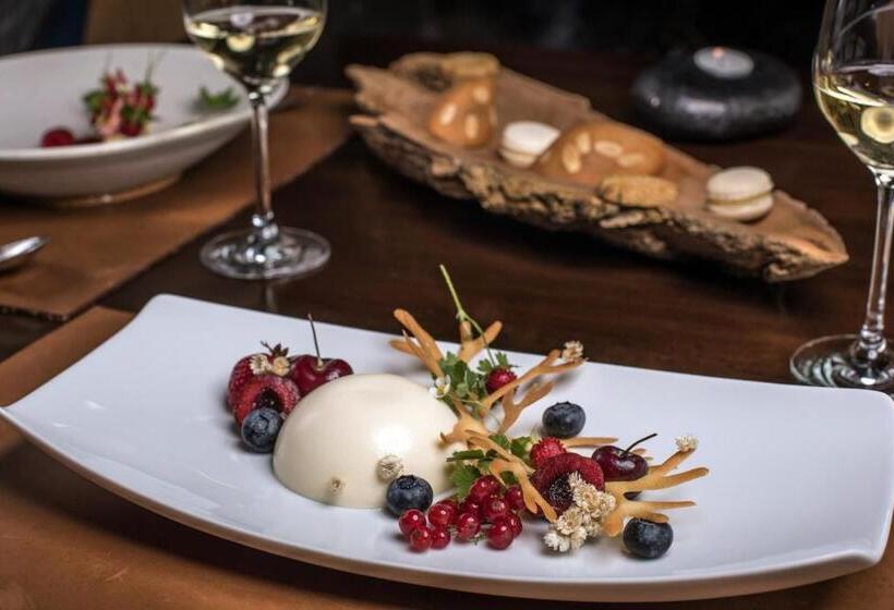 Отель Andbeyond Vira Vira