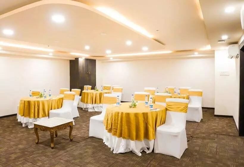 酒店 Bloomsuites I Electronics City