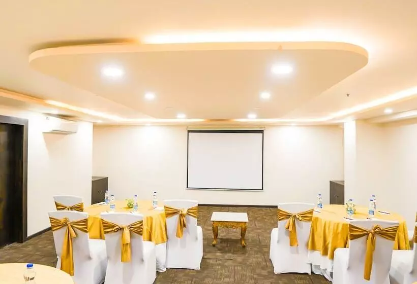 酒店 Bloomsuites I Electronics City