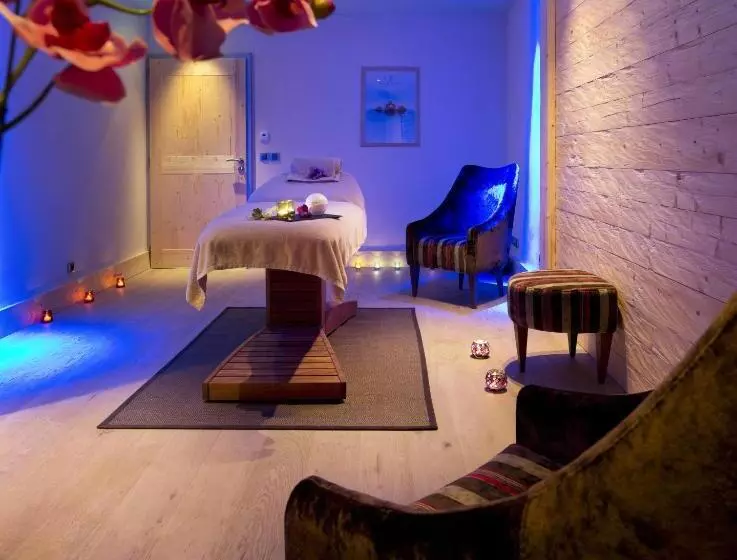 هتل Cgh Residences & Spas Le Cristal De L Alpe