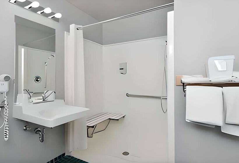 호텔 Econo Lodge Inn & Suites