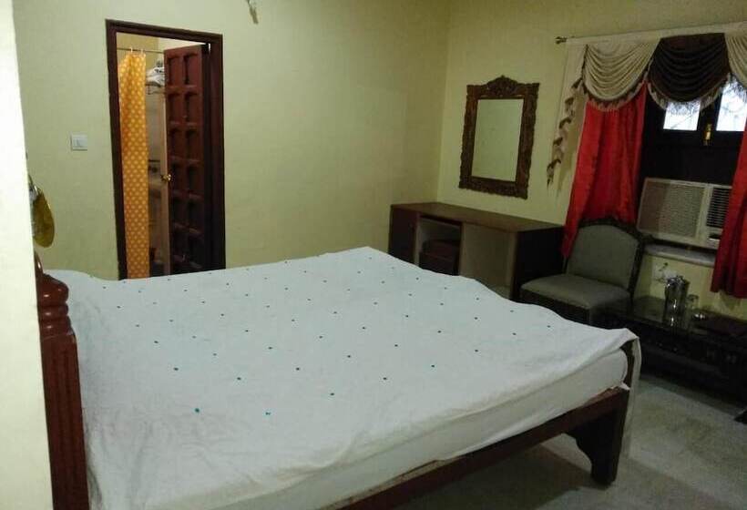 בית מלון כפרי Kuchaman Haveli