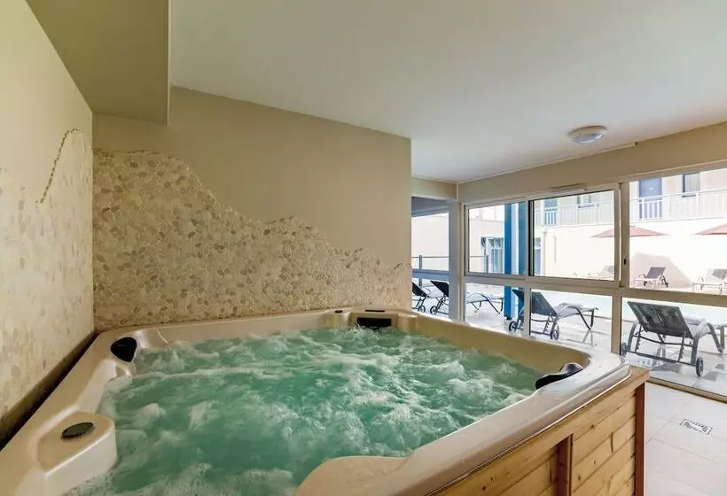 هتل Résidence Lagrange Vacances Les Balcons De L Océan