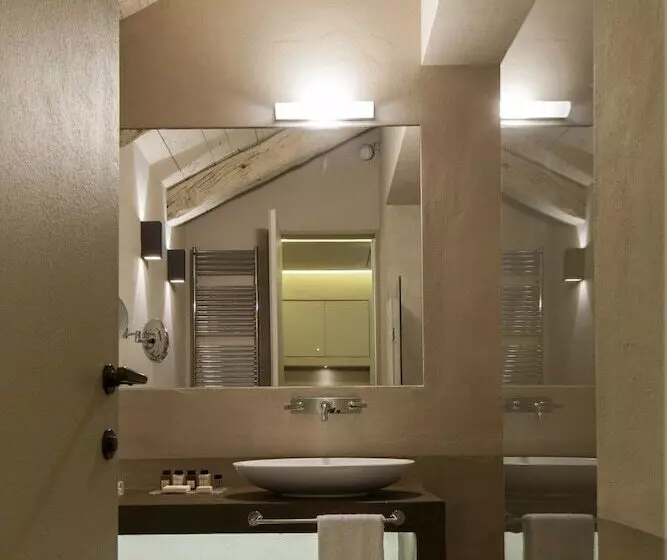 هتل Palazzo Righini