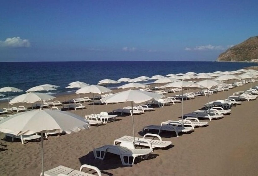 فندق Villaggio Simenzaru