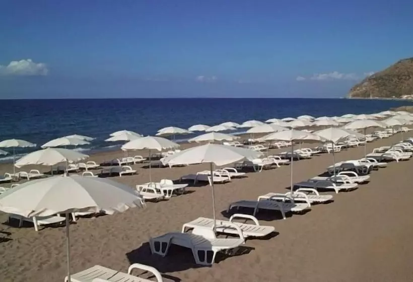 Отель Villaggio Simenzaru