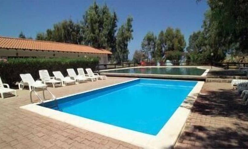 فندق Villaggio Simenzaru