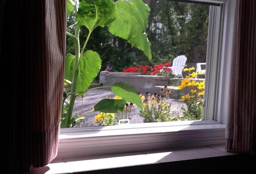 Josephine S Bed & Breakfast