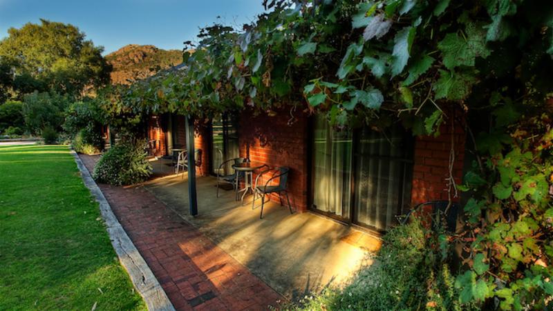 汽车旅馆  Kookaburra Motor Lodge