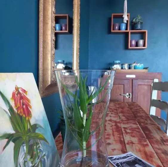 פנסיון Bluebottle Guest House