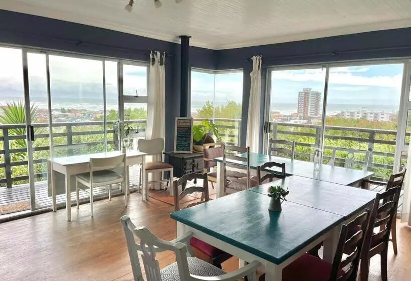 פנסיון Bluebottle Guest House