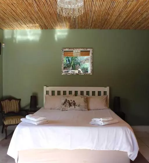 פנסיון Bluebottle Guest House