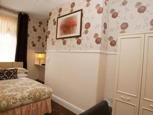 Пансион Valentine Lodge Over 21 Adult Couples Only