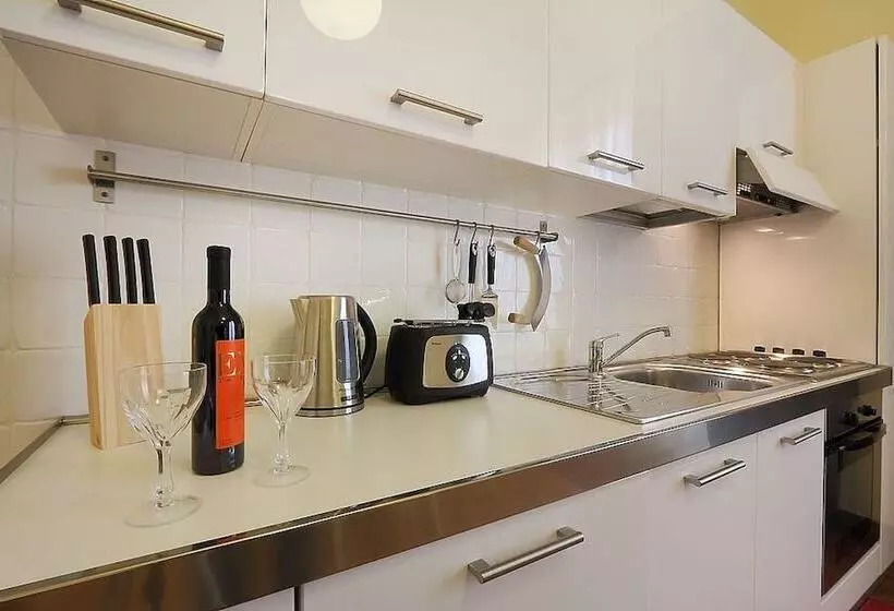 Relais Martinez Florence