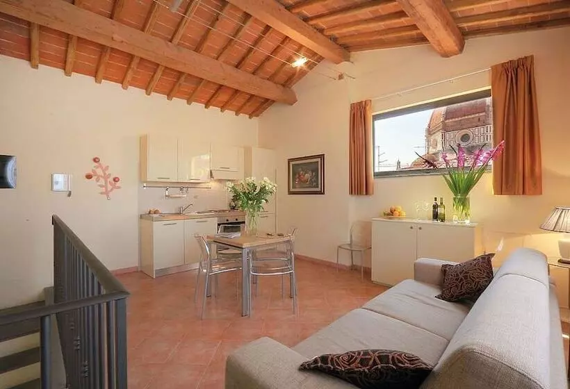 Relais Martinez Florence