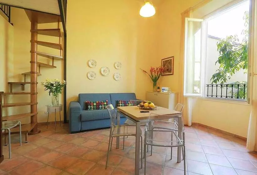 Relais Martinez Florence