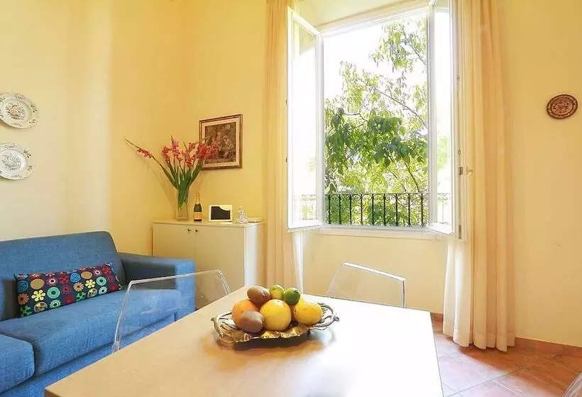 Relais Martinez Florence