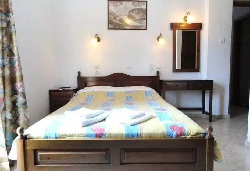 Smile Stella Studios