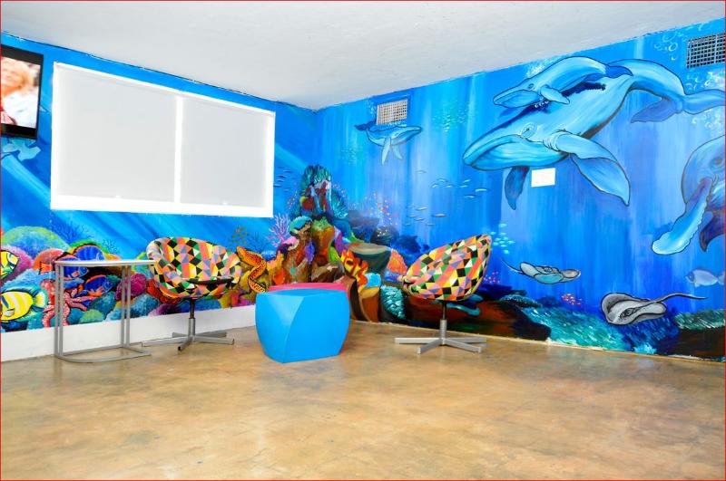 South Beach Rooms And Hostel