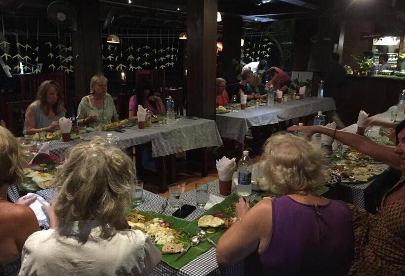 The Ocean Park Beach Resort