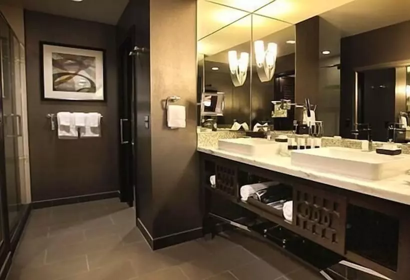 渡假胜地  Viejas Casino & Willows