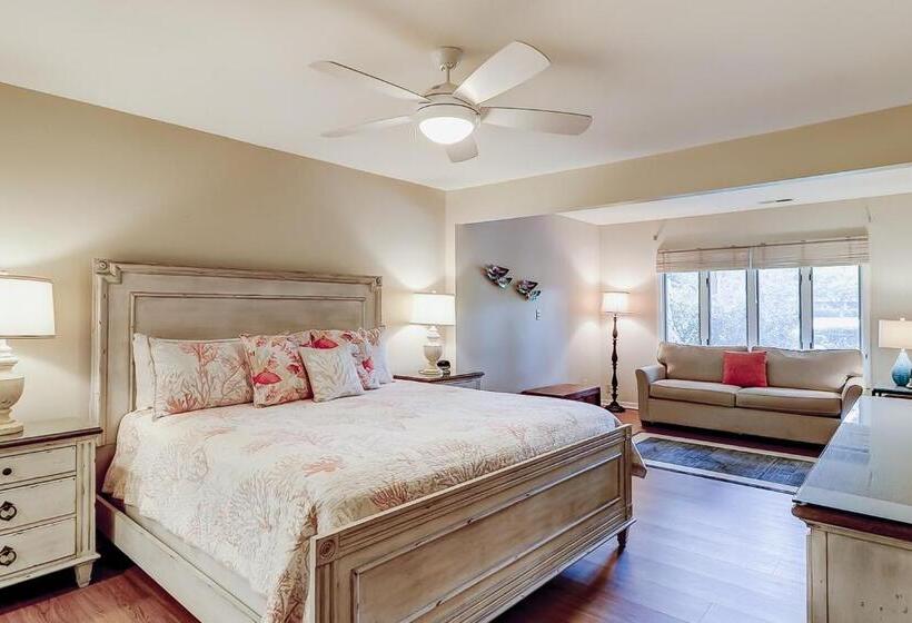 Отель Beach Lagoon Villa 309