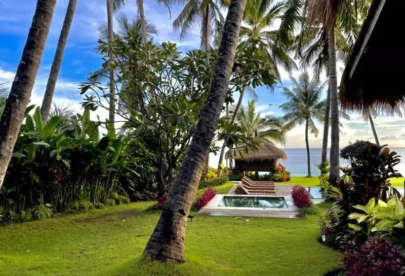 ホテル Louka Beach Bali