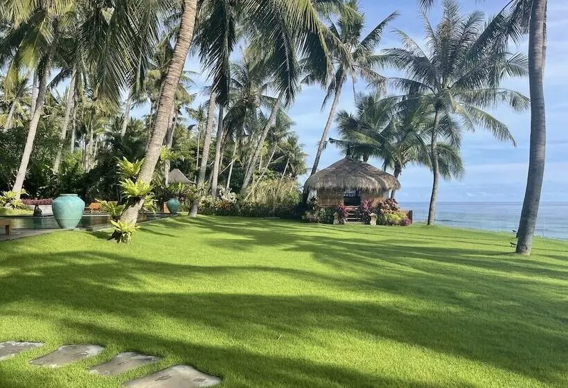 ホテル Louka Beach Bali