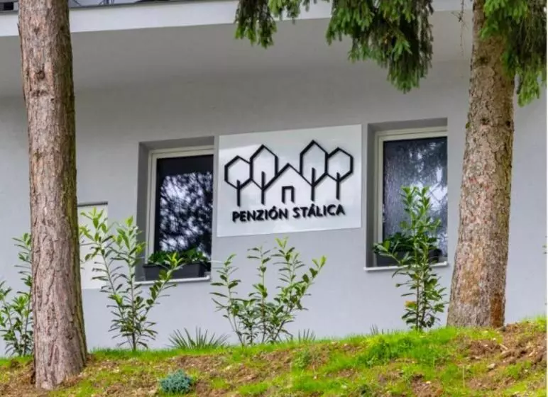 ホテル Penzión Stálica