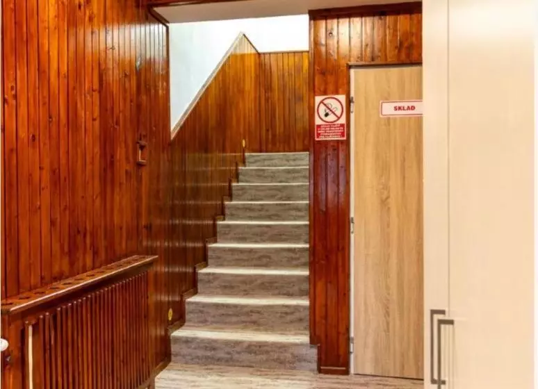 ホテル Penzión Stálica