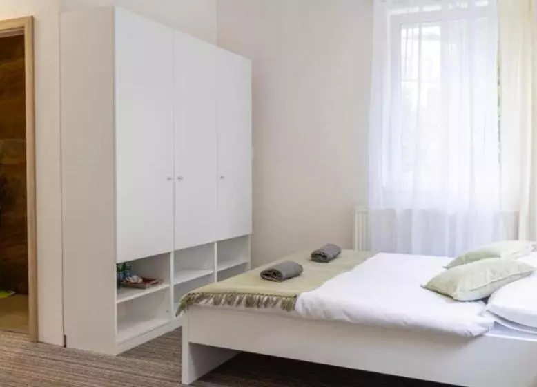 ホテル Penzión Stálica