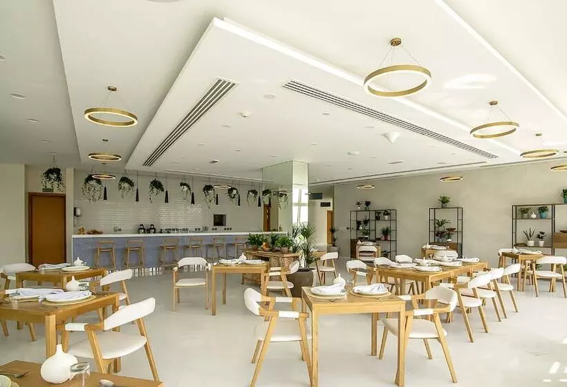 هتل Zoya Health & Wellbeing Resort