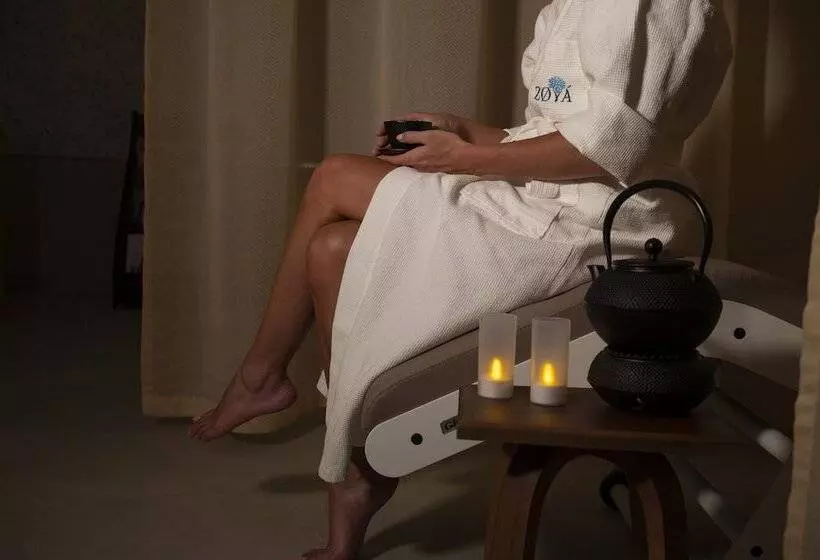 هتل Zoya Health & Wellbeing Resort