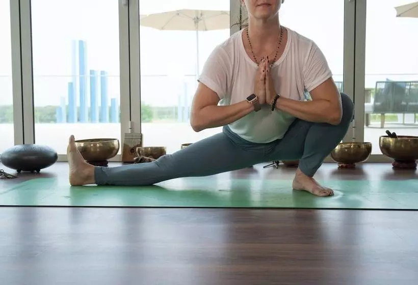 هتل Zoya Health & Wellbeing Resort