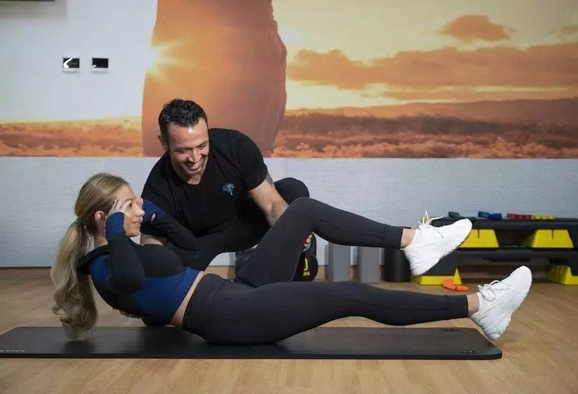 هتل Zoya Health & Wellbeing Resort