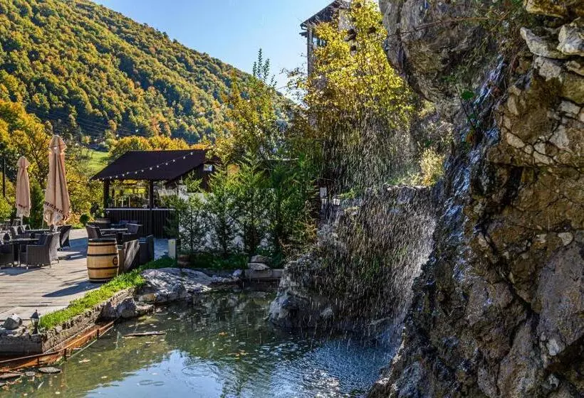 Pensiunea Apuseni Wild