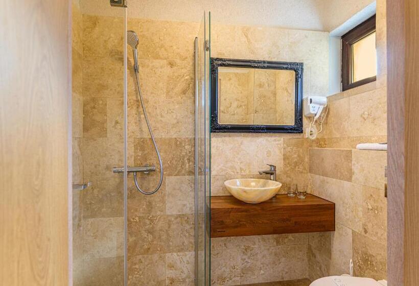 Pensiunea Apuseni Wild