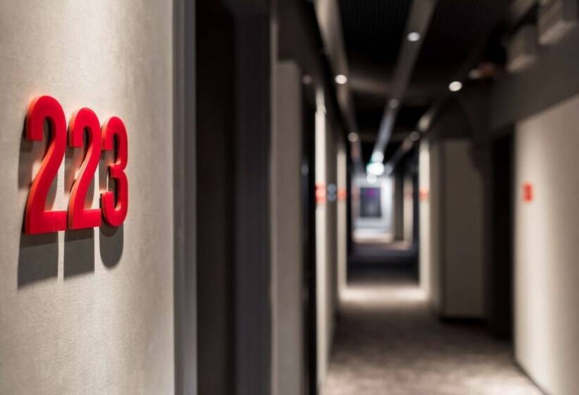 Radisson Red Hotel, Liverpool