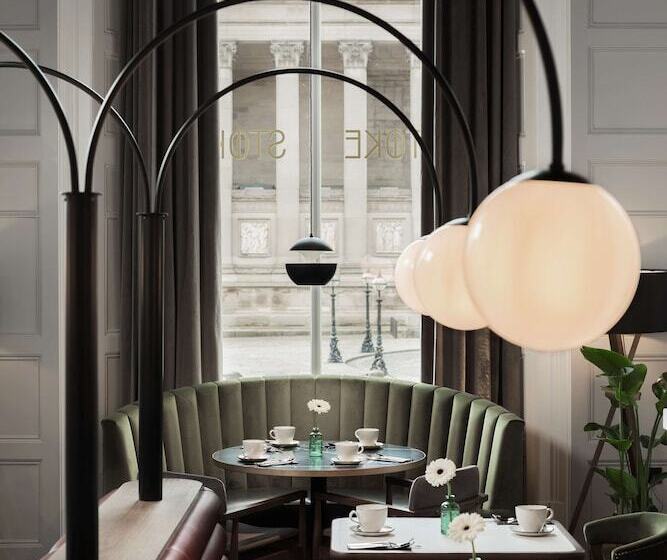 Radisson Red Hotel, Liverpool