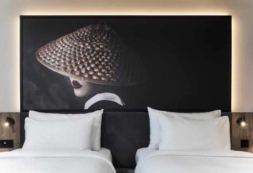 Radisson Red Hotel, Liverpool