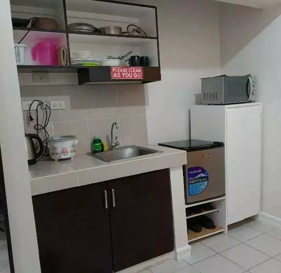 هاستل B123 Unit 1852 Prime Residences Tagaytay