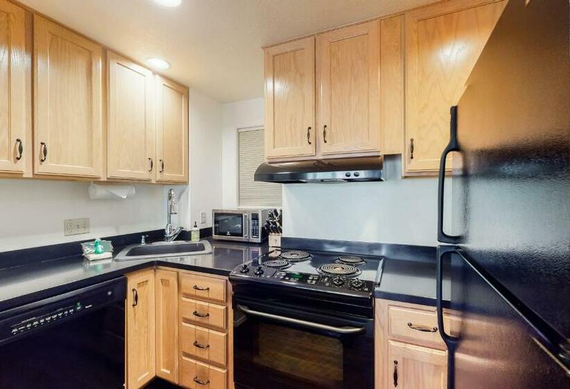 ホテル 2498 Indian Springs