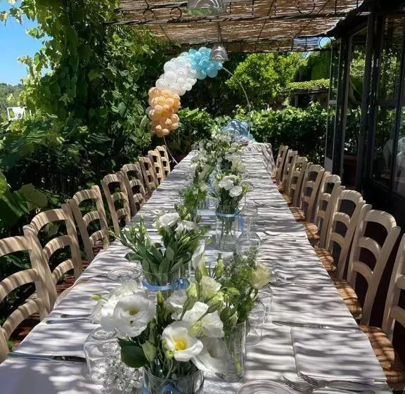 ホテル Agriturismo Cerrosughero