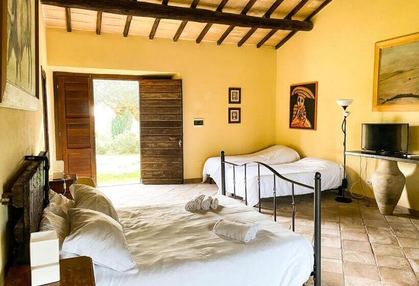 ホテル Agriturismo Cerrosughero