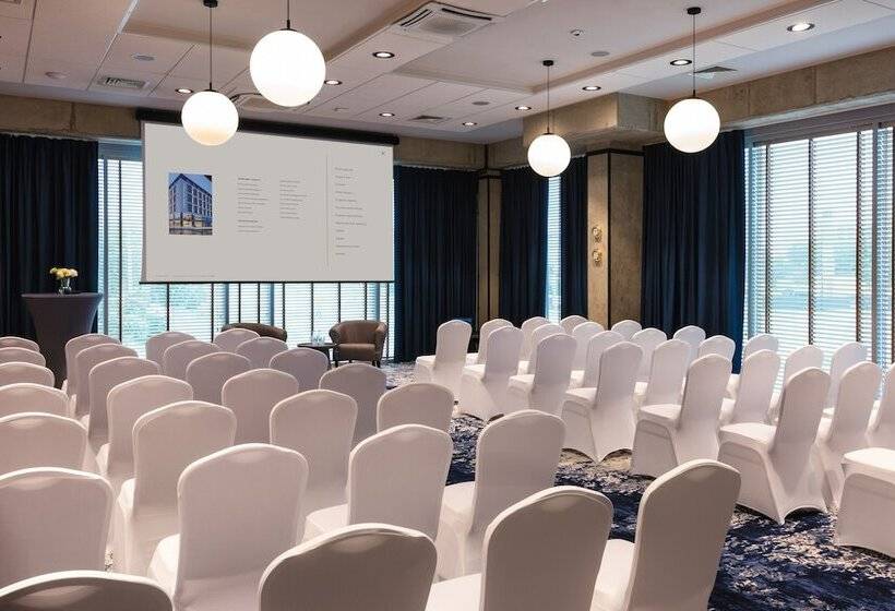 Arche Hotel Wrocław Airport